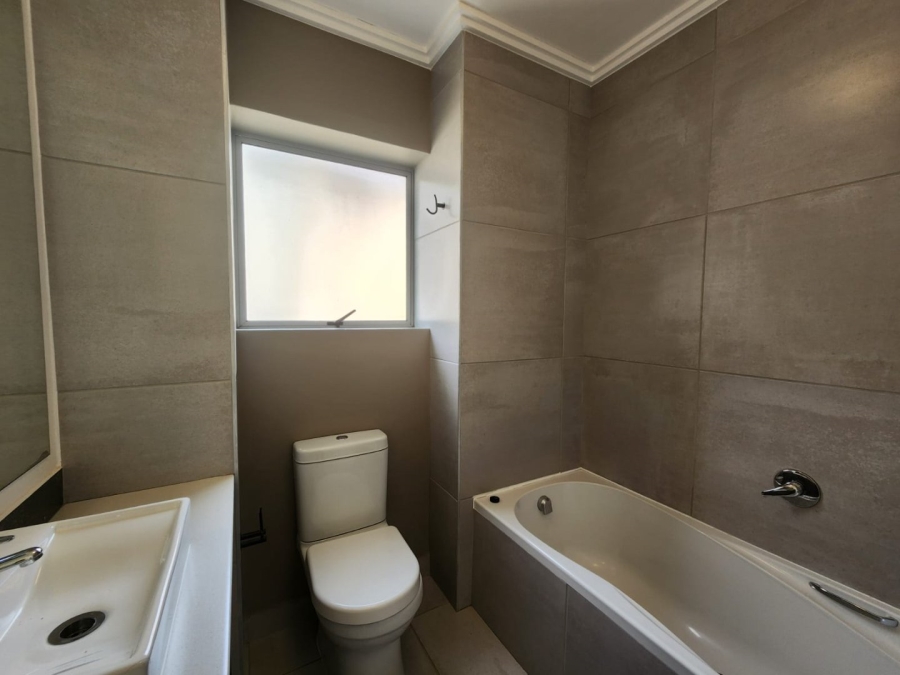 2 Bedroom Property for Sale in Pacaltsdorp Western Cape